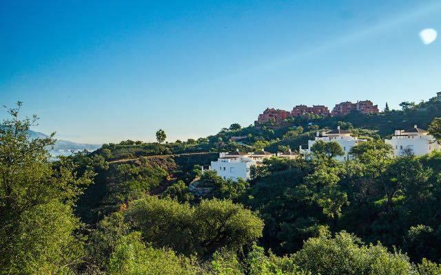 Image No.10-2 Bed Apartment for sale