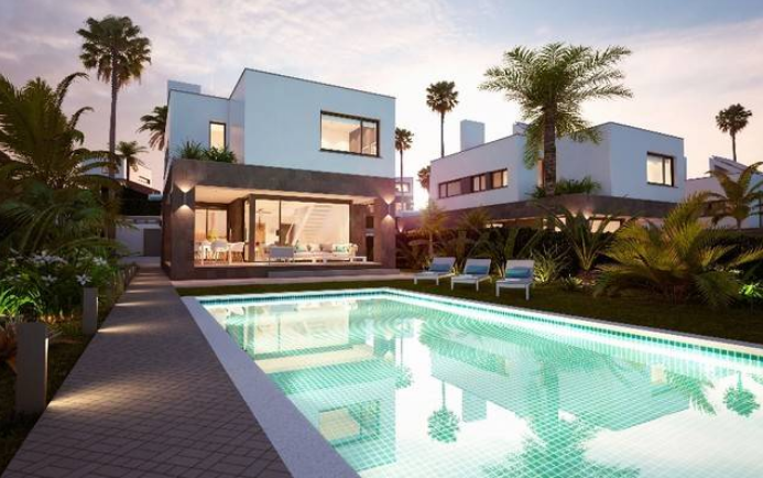 Image No.2-4 Bed Villa / Detached for sale