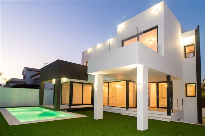 Image No.2-Villa de 5 chambres à vendre à La Cala De Mijas