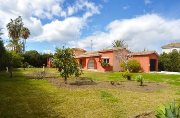 Image No.1-Villa / Détaché de 3 chambres à vendre à Estepona