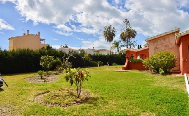 Image No.4-Villa / Détaché de 3 chambres à vendre à Estepona