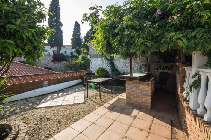 Image No.10-3 Bed Villa / Detached for sale