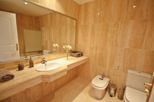 Image No.19-2 Bed Apartment for sale