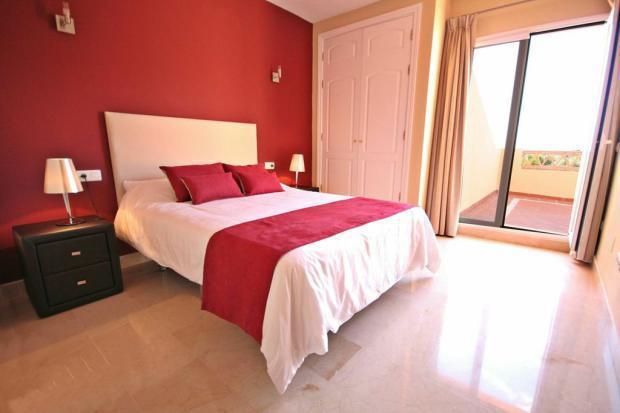 Image No.20-2 Bed Apartment for sale