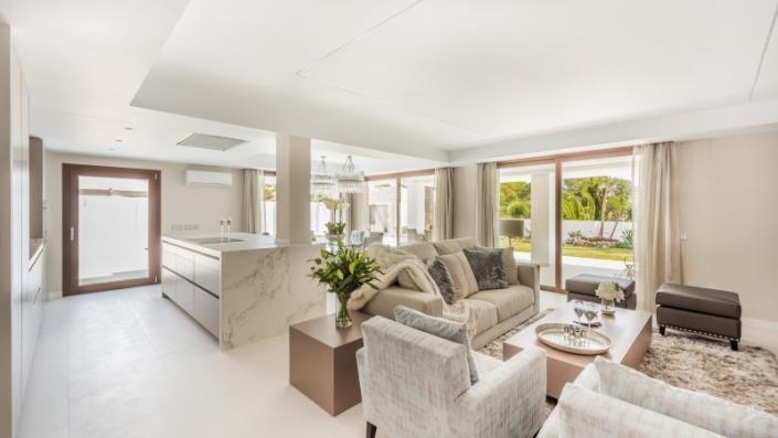 Image No.6-4 Bed Villa / Detached for sale