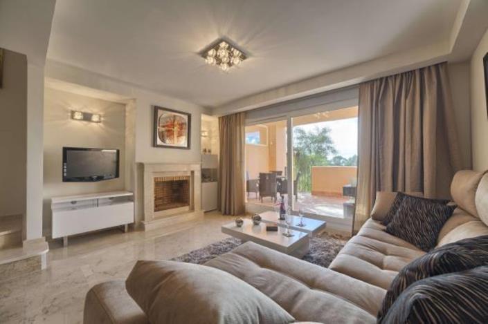 Image No.10-3 Bed Townhouse for sale