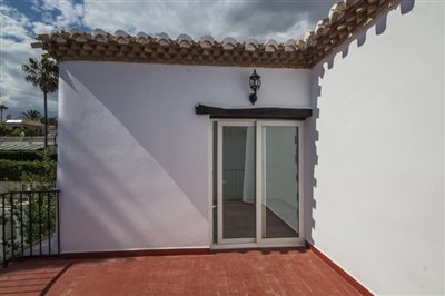 25633028_1