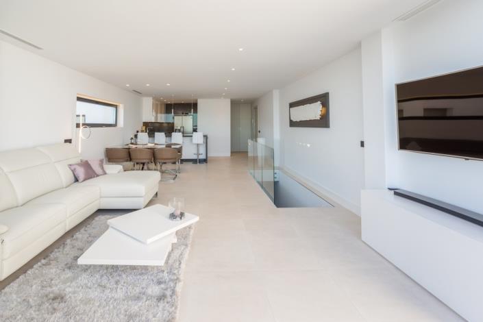 Image No.18-2 Bed Apartment for sale