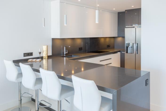 Image No.20-2 Bed Apartment for sale