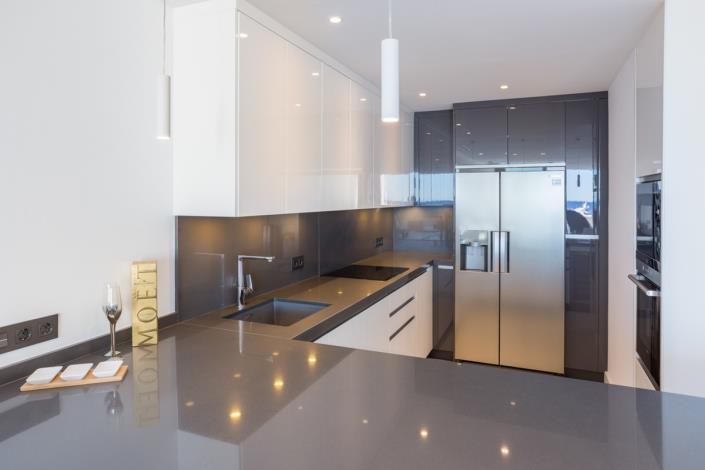 Image No.24-2 Bed Apartment for sale