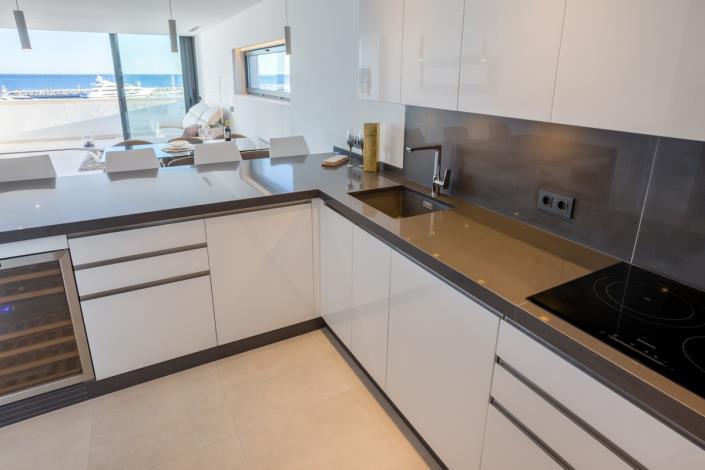 Image No.25-2 Bed Apartment for sale