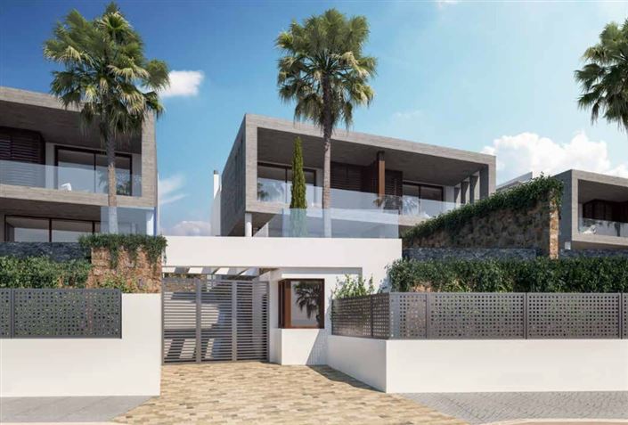 Image No.4-3 Bed Villa for sale