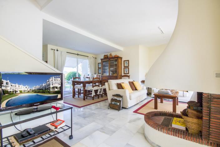 Image No.2-3 Bed Townhouse for sale