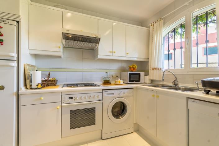 Image No.3-3 Bed Townhouse for sale