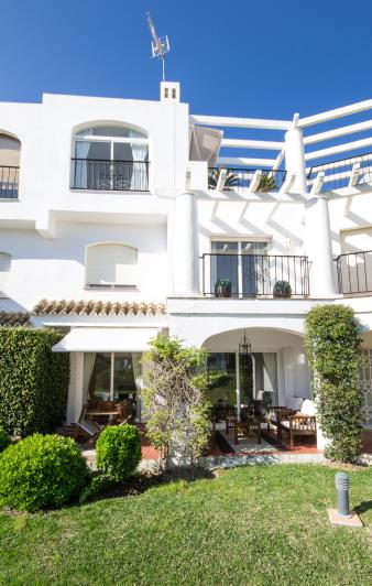 Image No.17-3 Bed Townhouse for sale