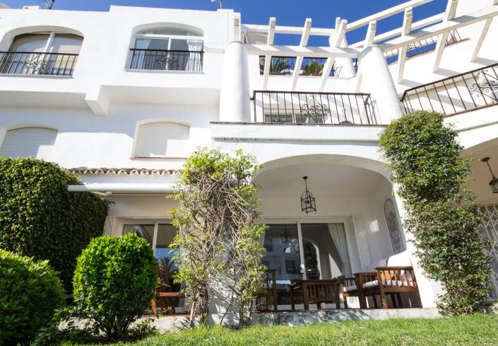 Image No.18-3 Bed Townhouse for sale