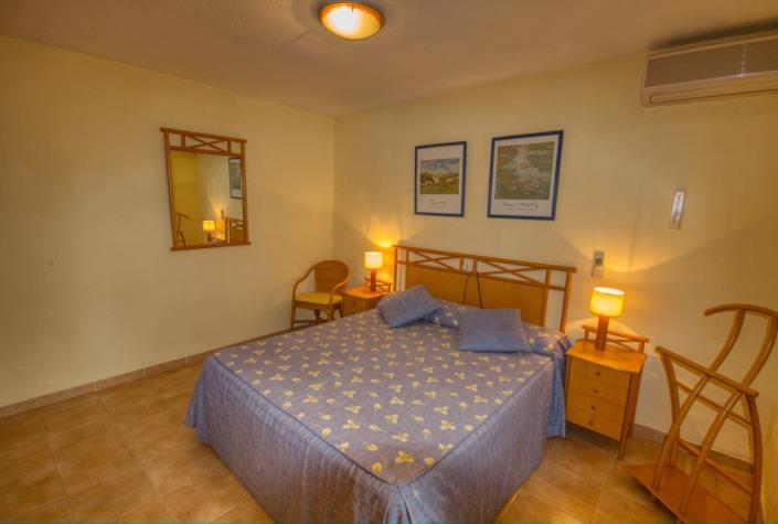 Image No.10-2 Bed Villa for sale