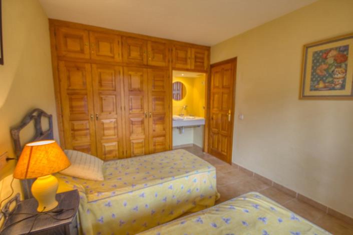 Image No.13-2 Bed Villa for sale