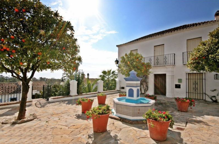 Image No.10-2 Bed Townhouse for sale