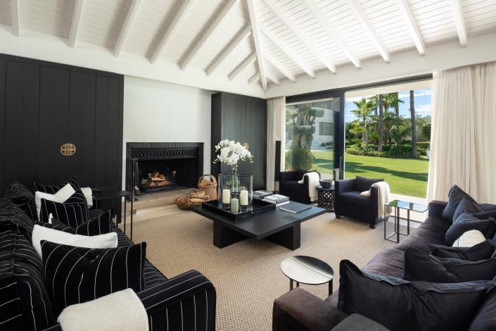 Image No.5-9 Bed Villa / Detached for sale