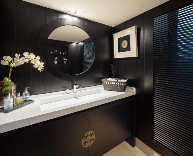 Image No.8-9 Bed Villa / Detached for sale