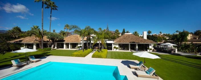 Image No.16-9 Bed Villa / Detached for sale