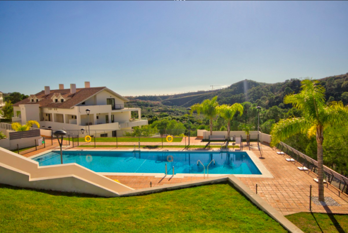 Image No.2-Appartement de 2 chambres à vendre à Estepona