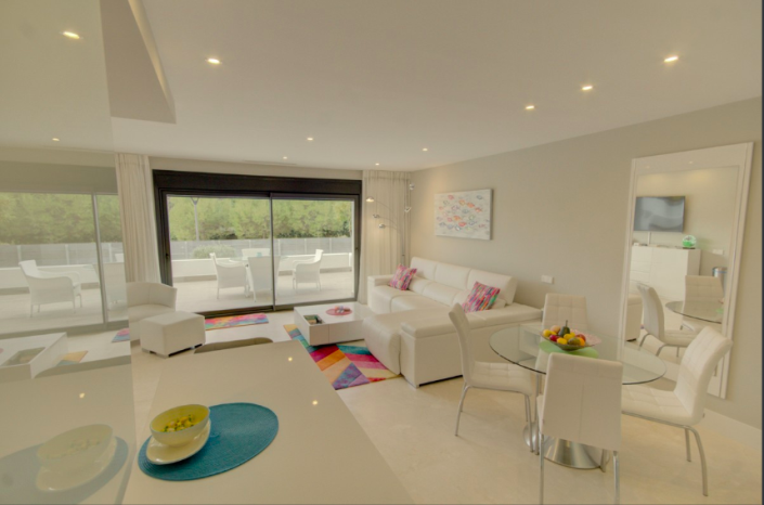 Image No.3-Appartement de 2 chambres à vendre à Estepona