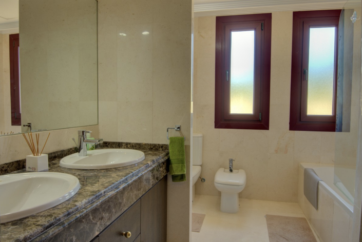 Image No.11-2 Bed Apartment for sale