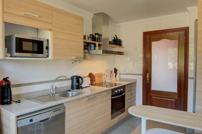 Image No.10-2 Bed Apartment for sale