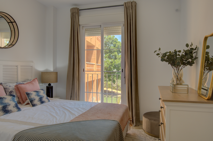 Image No.12-2 Bed Apartment for sale