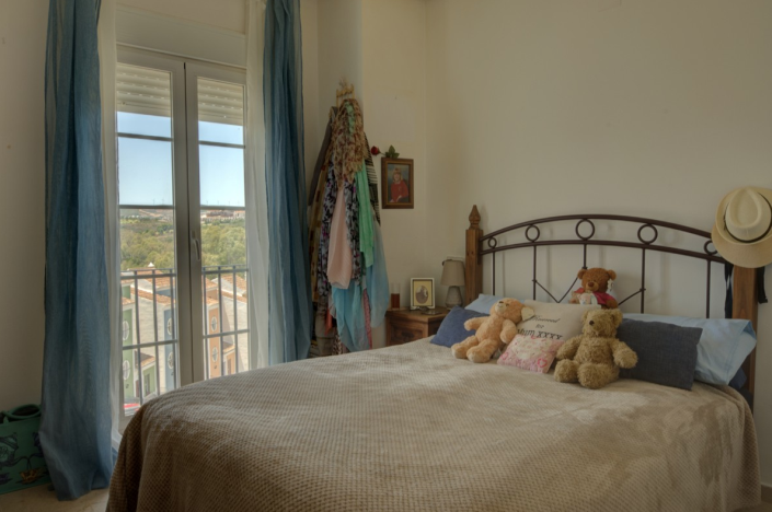 Image No.9-3 Bed Townhouse for sale