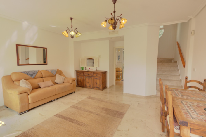 Image No.11-3 Bed Townhouse for sale