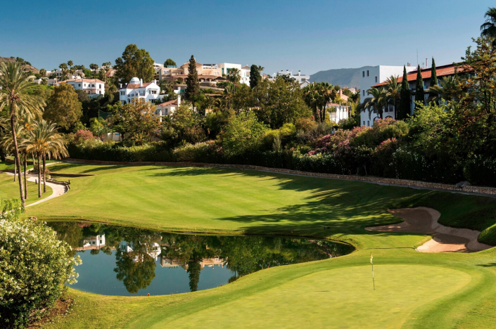 Image No.14-4 Bed Villa / Detached for sale