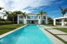 Image No.1-Villa / Détaché de 5 chambres à vendre à Marbella