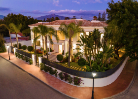 Image No.0-Villa / Détaché de 5 chambres à vendre à Marbella