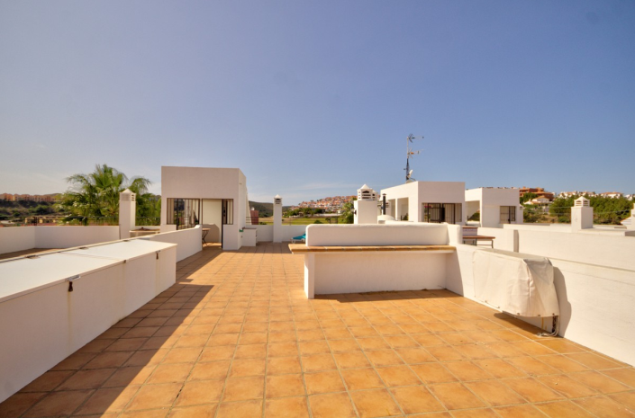 Image No.17-2 Bed Apartment for sale