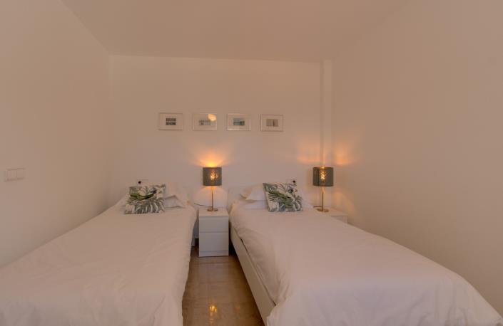 Image No.19-2 Bed Apartment for sale