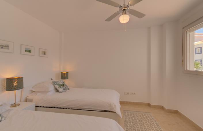 Image No.20-2 Bed Apartment for sale