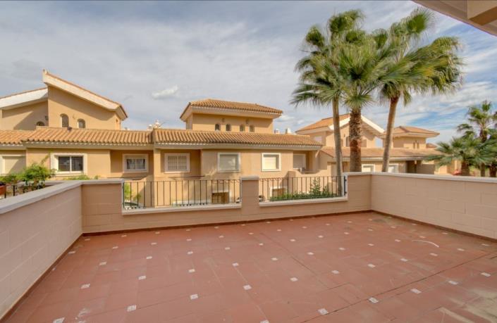 Image No.13-3 Bed Townhouse for sale