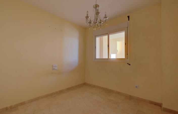 Image No.16-3 Bed Townhouse for sale