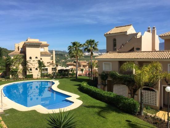 Image No.22-3 Bed Townhouse for sale