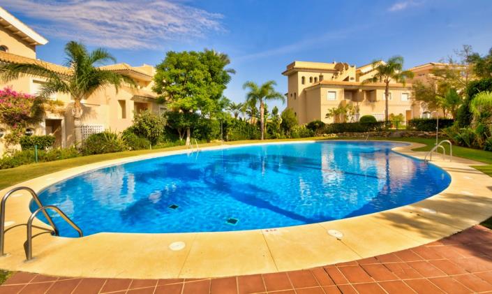 Image No.23-3 Bed Townhouse for sale