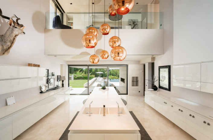 Image No.4-8 Bed House/Villa for sale