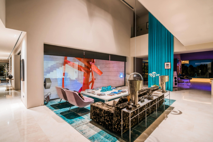 Image No.7-8 Bed House/Villa for sale