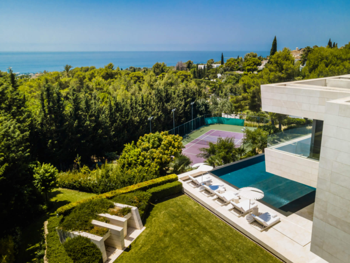 Image No.8-8 Bed House/Villa for sale