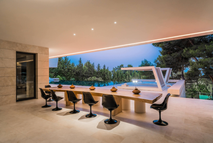 Image No.11-8 Bed House/Villa for sale