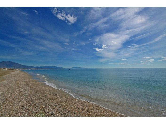 Image No.3-3 Bed Townhouse for sale