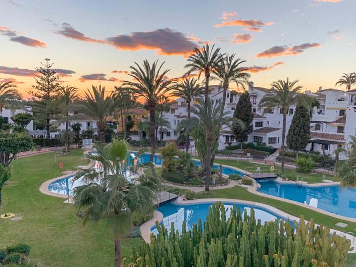 Image No.1-Appartement de 4 chambres à vendre à Nueva Andalucia