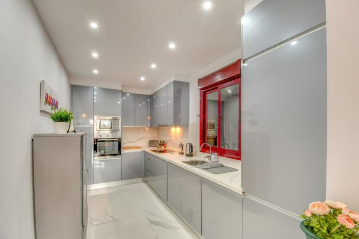 Image No.6-2 Bed Apartment for sale